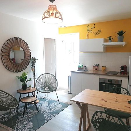 Appartement Cosy Studio* Duo* Wifi* 10 min de Blaye et de sa citadelle à Eyrans-de Soudiac Extérieur photo